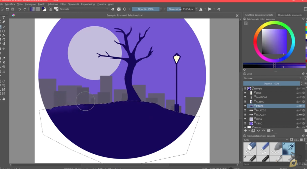 L'immagine raffigura l'utilizzo di strumenti di selezione ellittica e poligonale. E' stato creato un cerchio di colore viola, con al centro un albero, una luna piena nello sfondo, e tanti rettangoli grigi che rappresentano delle abitazioni. 
